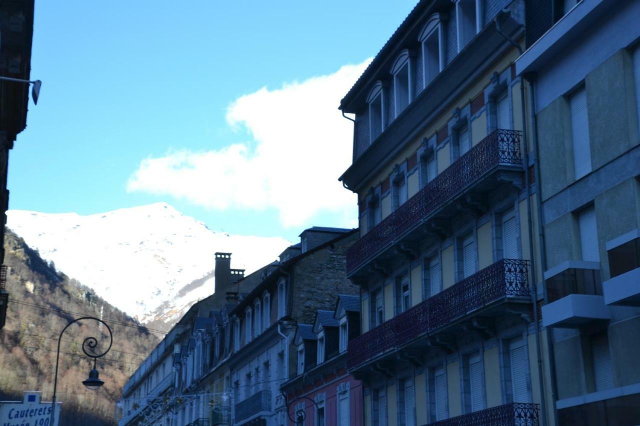 Petit Studio Dans Immeuble De Caractere Apartamento Cauterets Exterior foto